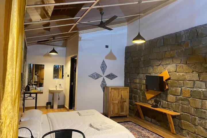 Room 3 of 14