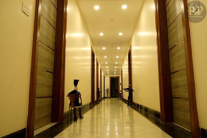 Hotel Interior 4 of 43