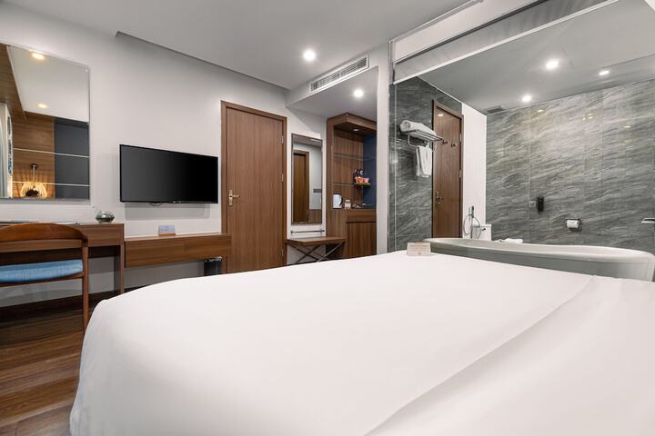 Room 39 of 203