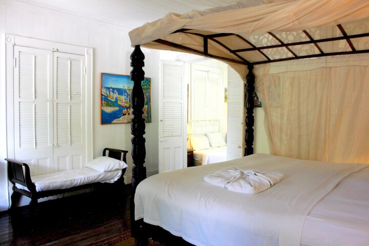 Room 42 of 155