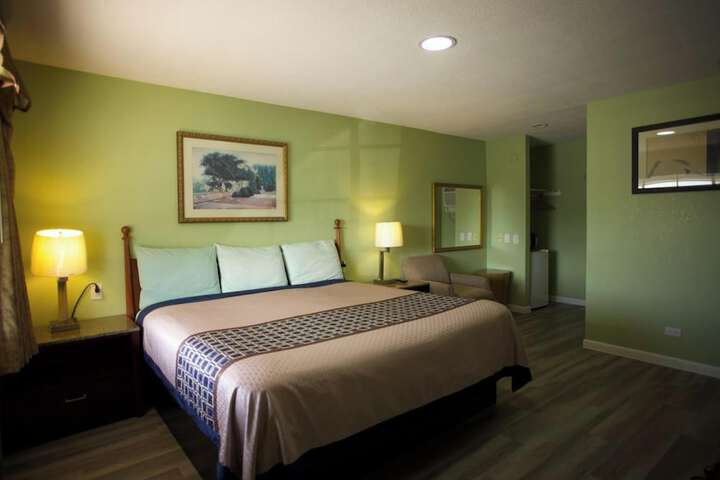 Room 3 of 13