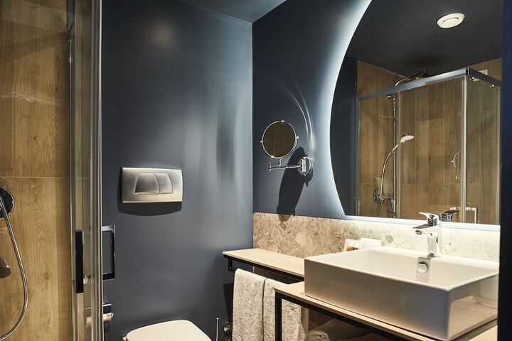 Bath Interior