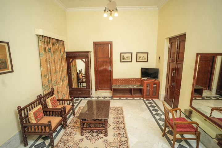 Room 15 of 135