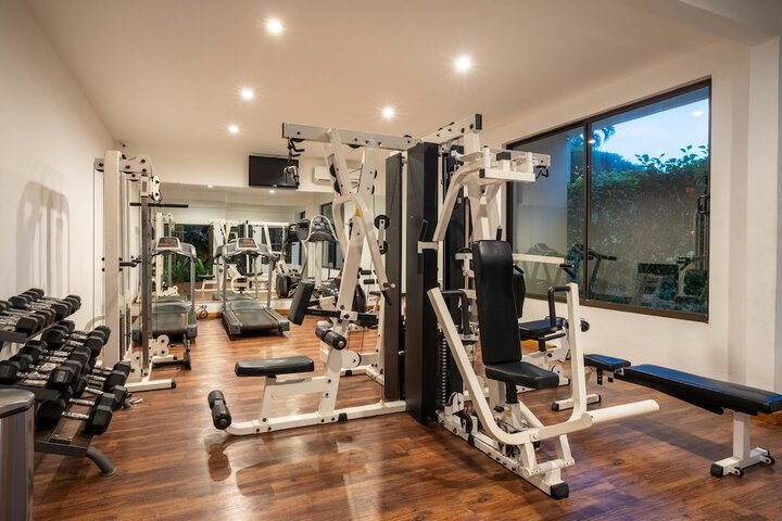 Health and Fitness 64 of 163