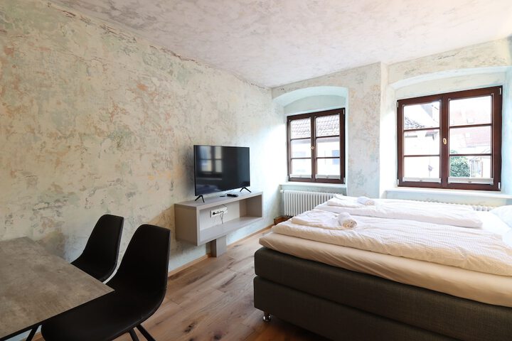 Room 55 of 102