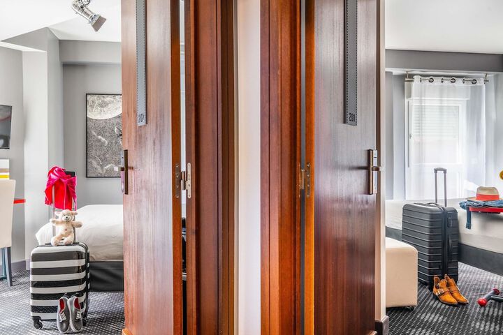 Room 12 of 60