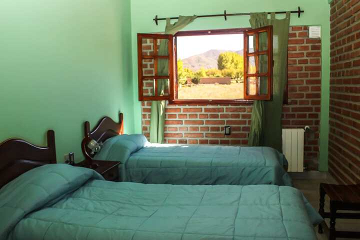Room 4 of 41