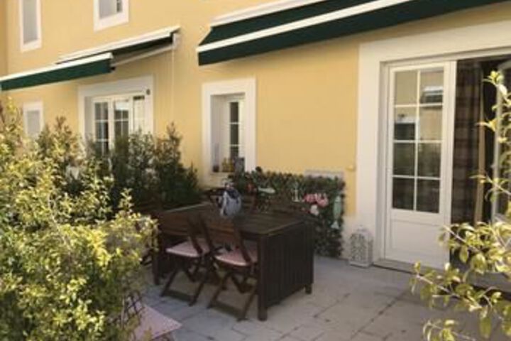 Property With 2 Bedrooms in Estoril With Enclosed Garden and Wifi Near the Beach