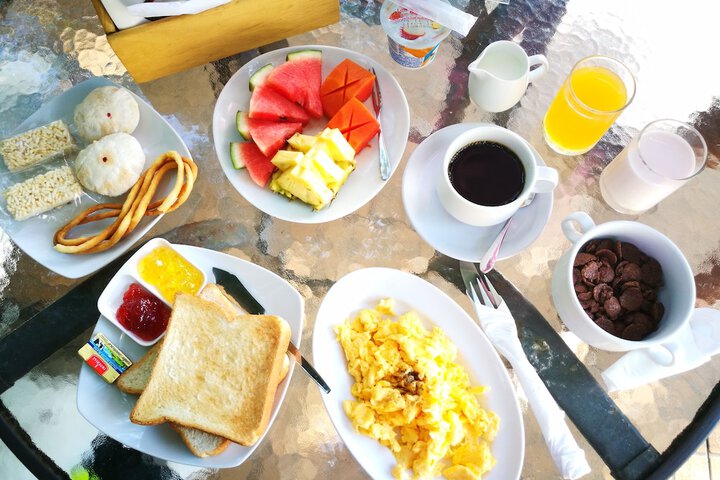 Breakfast/Coffee Service 56 of 112