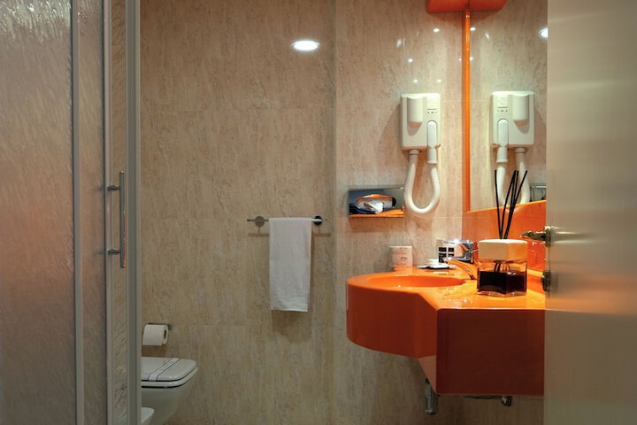 Clean Restrooms