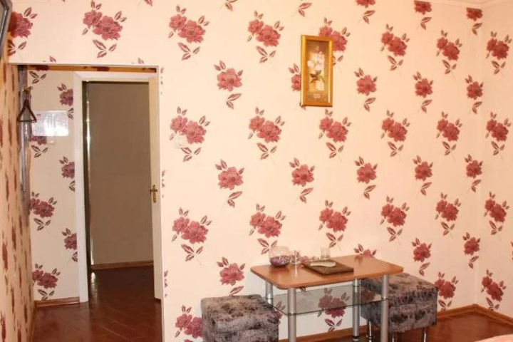 Room 5 of 13