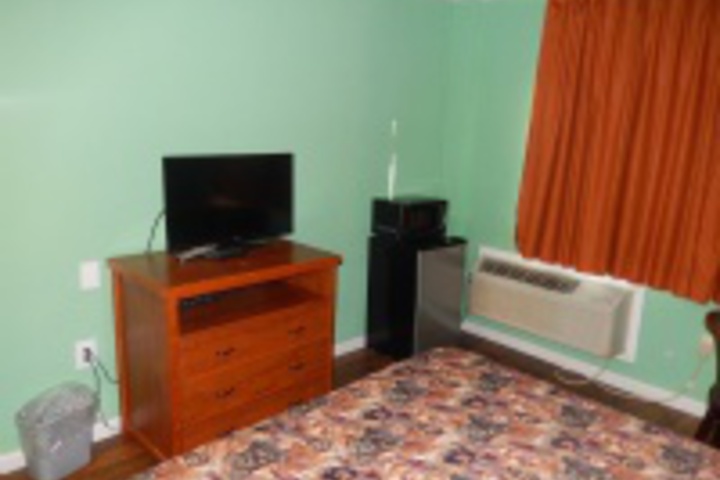 Room 77 of 131