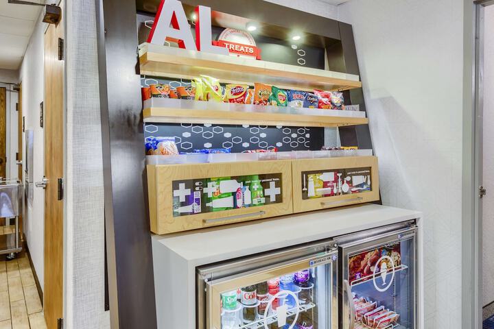 Snack bar
