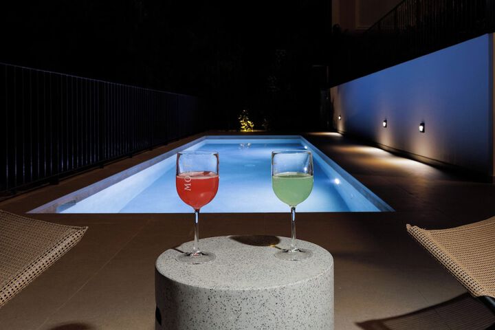 Pool 51 of 74