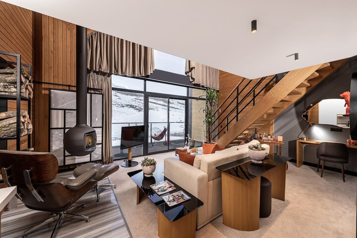 Room 26 of 175