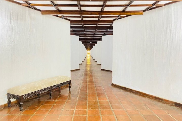 Ballroom/Hall 135 of 189
