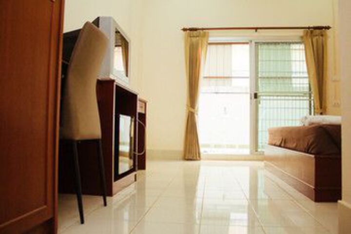 Room 20 of 28