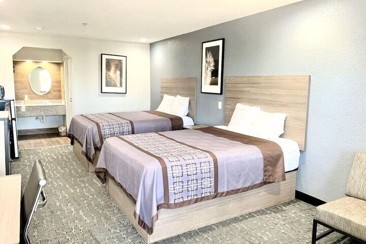 Room 7 of 37