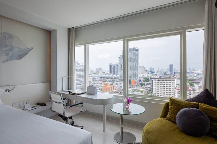 Room 70 of 135