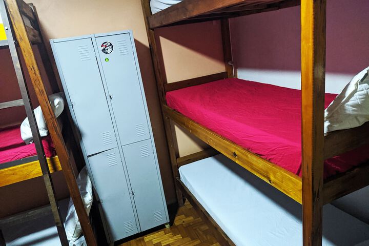 Room 3 of 60