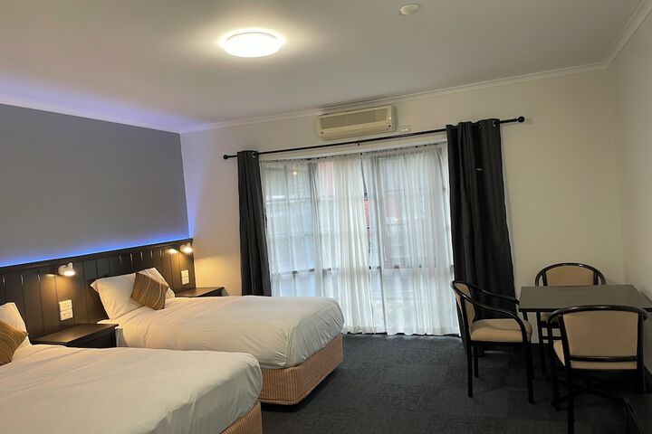 Room 18 of 47