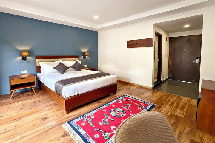 Room 9 of 24