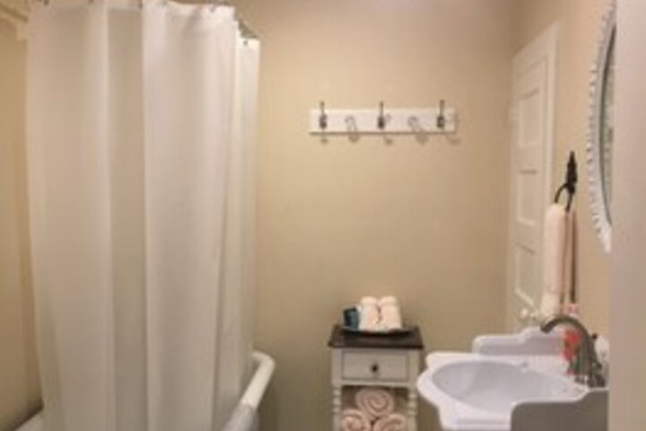 Room 10 of 54