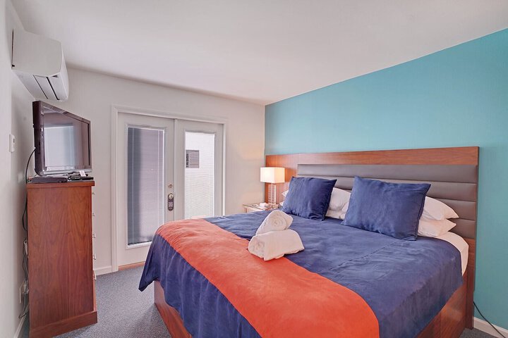 Room 3 of 11