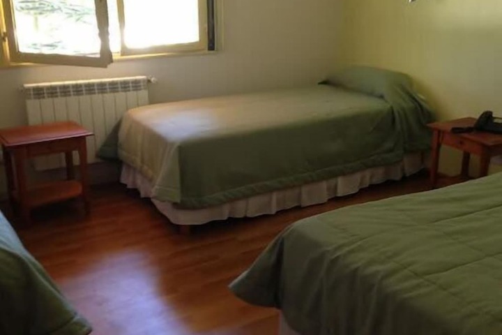 Room 27 of 104