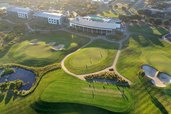 Golf 28 of 44