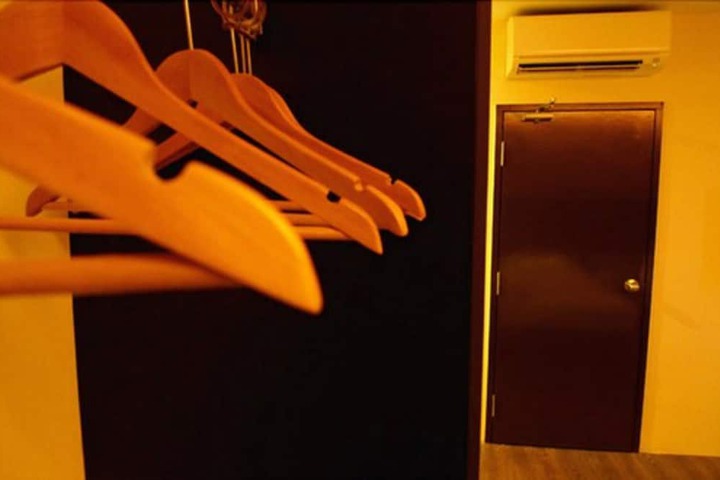 Room 23 of 32