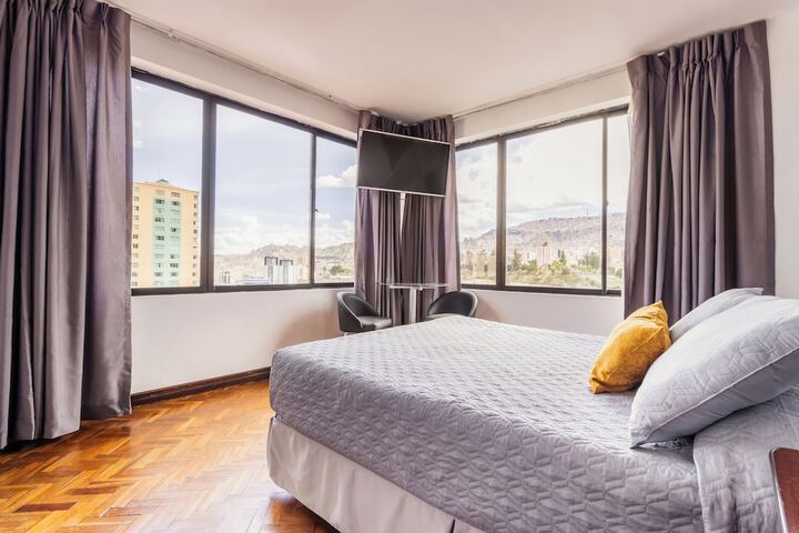 Room 9 of 36