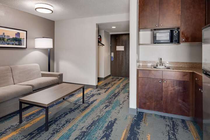 Room 28 of 42