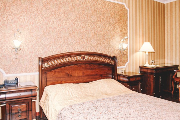 Room 7 of 41