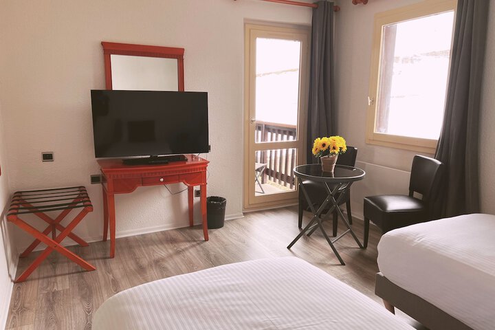 Room 57 of 128