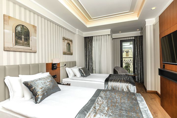 Room 33 of 130