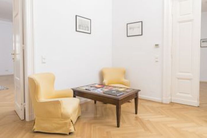 Room 44 of 62