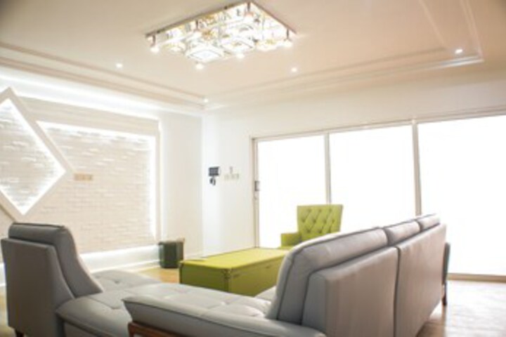 Room 20 of 27