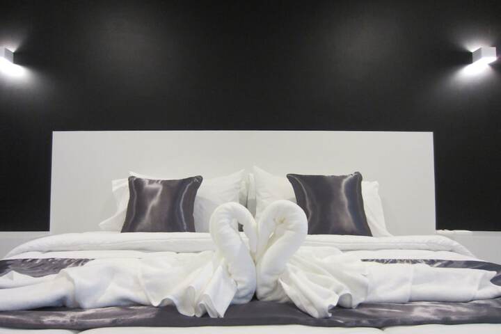 Room 13 of 63