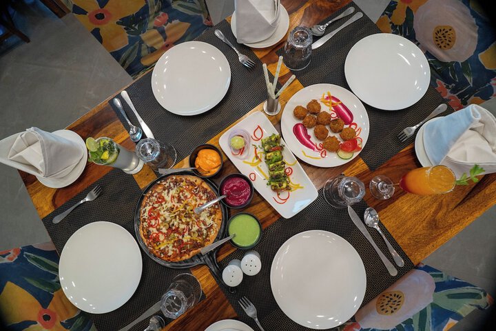 Dining 144 of 190
