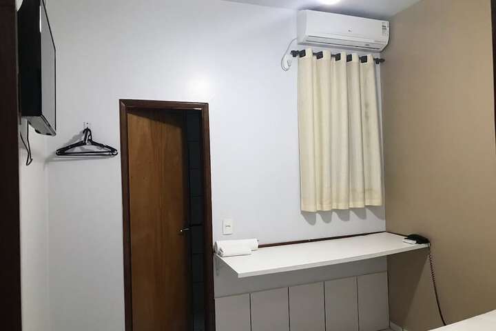 Room 17 of 52