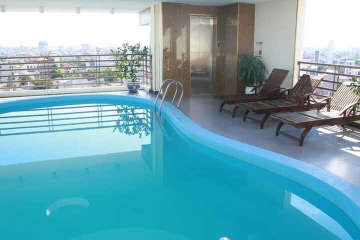 Pool 34 of 44