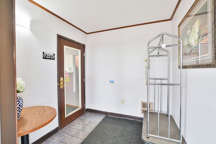 Hotel Interior 4 of 74