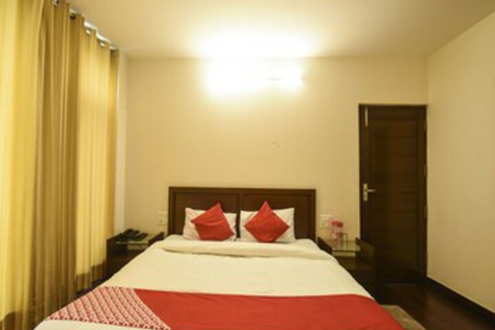 Room 19 of 25