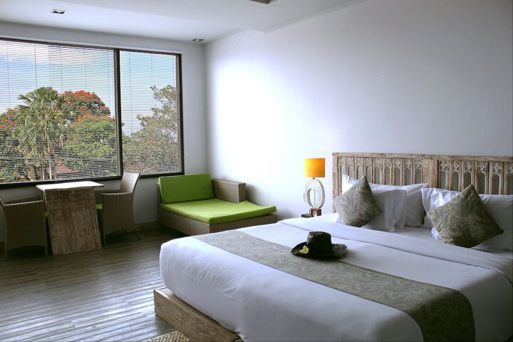 Room 35 of 63