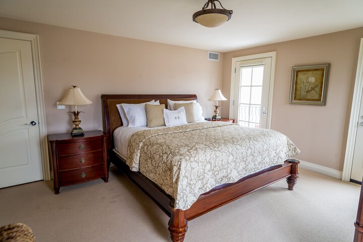 1 Queen Bed 2 Twin Beds 2 Bedroom Terrace Suite (13 of 27)