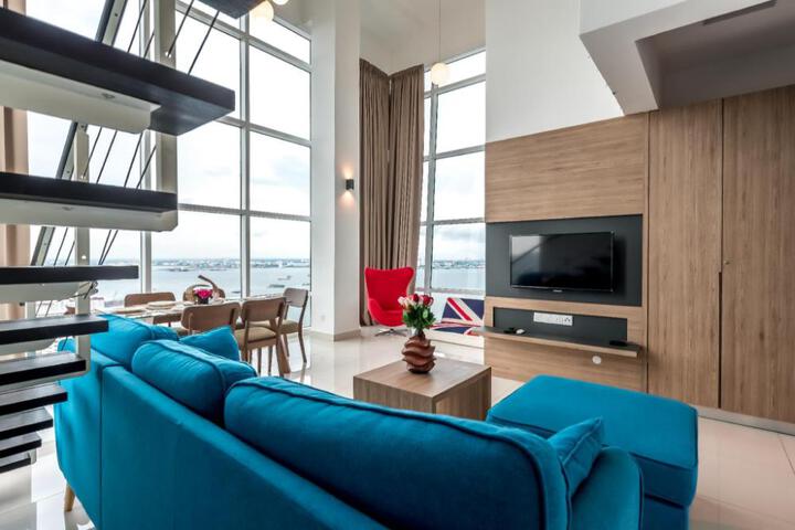 Maritime Luxury Suite (B)