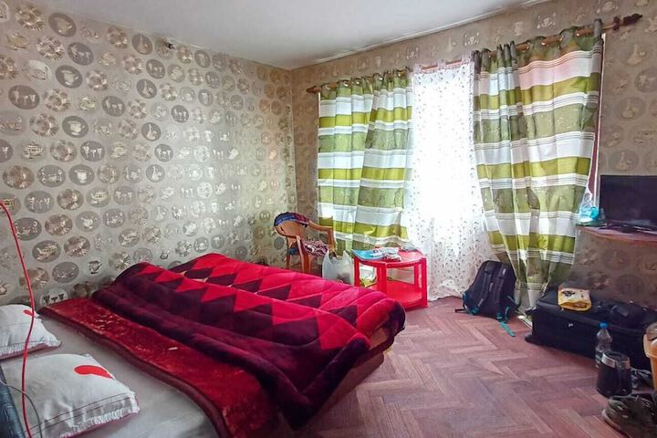 Room 5 of 35
