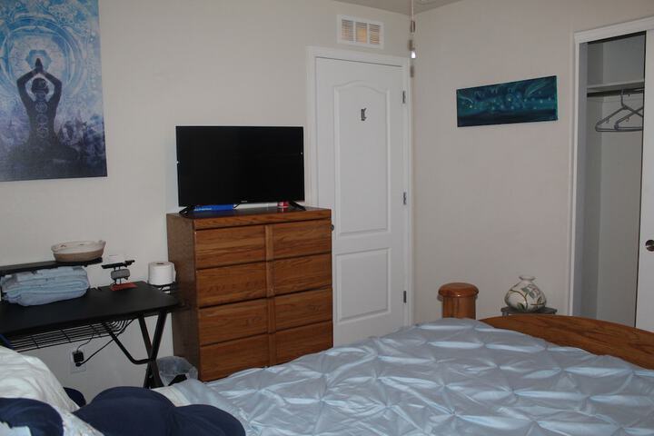 Room 14 of 16
