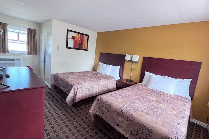 Room 10 of 56